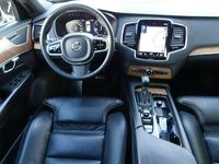 Second-hand Volvo XC90 Inscription 235 CP (172 kW) 2017 Negru SUV