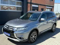 Begagnad Mitsubishi Outlander Plus 150 HK (110 kW) 2016 Grå SUV