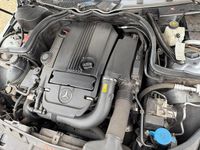 Gebraucht Mercedes C180 156 PS (114 kW) 2011 Silber Limousine