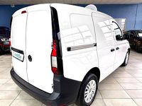 Gebraucht VW Caddy Basis 102 PS (75 kW) 2024 Weiß Van / Kleinbus