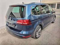 Gebraucht VW Sharan Highline 184 PS (135 kW) 2017 Hudson bay blue metallic Van / Kleinbus