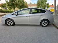 Gebraucht Toyota Prius Life 136 PS (100 kW) 2013 Grau Limousine