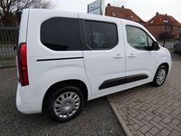 Gebraucht Opel Combo Life Elegance 131 PS (96 kW) 2022 White jade Kombi