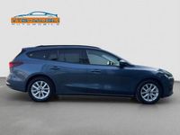 Gebraucht Ford Focus 120 PS (88 kW) 2022 Blau Kombi