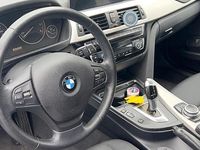 Gebraucht BMW 318 143 PS (105 kW) 2019 Schwarz Kombi