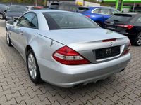 Gebraucht Mercedes SL300 231 PS (169 kW) 2011 Silber Cabrio