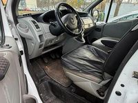 Gebraucht Opel Vivaro 114 PS (83 kW) 2012 Weiß Van / Kleinbus