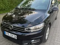 Gebraucht VW Touran Trendline 110 PS (80 kW) 2015 Schwarz Van / Kleinbus