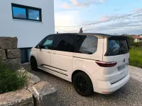 Gebraucht VW Multivan Edition 136 PS (100 kW) 2023 Weiß Van / Kleinbus