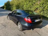 Gebraucht Mercedes C200 Classic 163 PS (119 kW) 2003 Schwarz Limousine