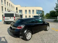 Używany Opel Astra GTC 115 KM (84 kW) 2007 Czarny Sedan/Limuzyna