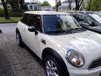 Gebraucht Mini ONE 75 PS (55 kW) 2009 Weiß Kleinwagen