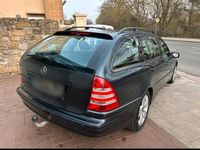 Gebraucht Mercedes C220 Elegance 150 PS (110 kW) 2005 Blau Kombi