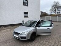 Gebraucht Ford Focus 101 PS (74 kW) 2006 Silber Limousine