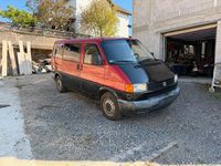 Second-hand VW Caravelle 102 CP (75 kW) 1997 Roșu Van