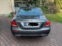 Gebraucht Mercedes E220 Avantgarde 194 PS (142 kW) 2017 Grau Limousine