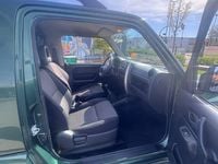 Gebraucht Suzuki Jimny 86 PS (63 kW) 2012 Grün SUV