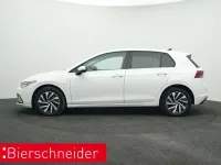 Usata VW Golf VII 204 CV (150 kW) 2021 Bianco Utilitaria