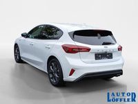 Gebraucht Ford Focus ST-Line 125 PS (91 kW) 2025 Frozen white (weiß) Limousine