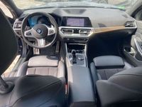 gebraucht BMW 320 d Lim. xDrive M Sport LiveC/Shadow-Line/LED
