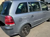 Gebraucht Opel Zafira 116 PS (85 kW) 2009 Grau Van / Kleinbus