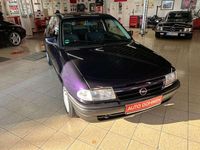 Gebraucht Opel Astra 60 PS (44 kW) 1995 Nachtblaumetallic Limousine