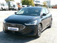 Neu Ford Focus Titanium 155 PS (114 kW) 2025 Agate black metallic Limousine