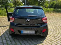 Gebraucht Hyundai i10 68 PS (50 kW) 2014 Schwarz Kleinwagen