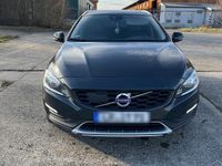 Gebraucht Volvo V60 CC 190 PS (139 kW) 2017 Grau Kombi
