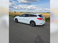 Gebraucht Ford Focus ST-Line 151 PS (111 kW) 2020 Weiß Kombi