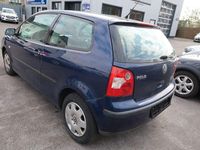Second-hand VW Polo Trendline 64 CP (47 kW) 2003 Albastru Hatchback