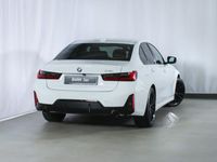 gebraucht BMW 318 3er-Reihe i M-Sport Park-Assistent Navi Soundsystem LED Scheinwerfe digitales Cockpit Weitere Angebote