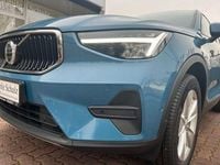 Gebraucht Volvo XC40 Core 163 PS (119 kW) 2025 Fjordbluemet. SUV