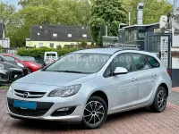 Gebraucht Opel Astra Selection 110 PS (80 kW) 2015 Silber Kombi