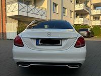 Gebraucht Mercedes C180 Exclusive 156 PS (114 kW) 2015 Weiß Limousine