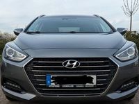 gebraucht Hyundai i40 1.7 CRDi 104kW blue Premium Premium