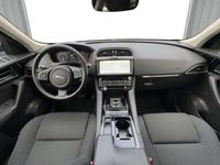 gebraucht Jaguar F-Pace 20d AWD Pure Allrad Navi Meridian LED Scheinwerfer