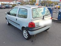 Gebraucht Renault Twingo 58 PS (42 kW) 2003 Silber Kleinwagen