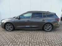 Usata Ford Focus ST-Line X 155 CV (114 kW) 2024 Grigio Station wagon