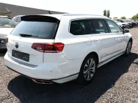 Gebraucht VW Passat Elegance 200 PS (147 kW) 2021 Weiß Kombi