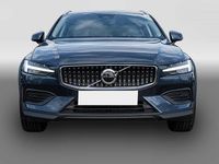 Gebraucht Volvo V60 CC Plus 197 PS (144 kW) 2024 Blau Kombi