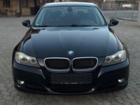 Gebraucht BMW 318 143 PS (105 kW) 2010 Schwarz Limousine