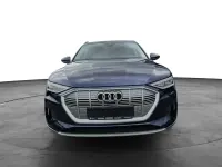 Gebraucht Audi e-tron Advanced Plus 300 kW (408 PS) 2022 Blau SUV