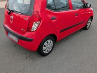 Gebraucht Hyundai i10 78 PS (57 kW) 2008 Rot Kleinwagen