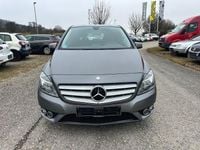 Gebraucht Mercedes B180 122 PS (89 kW) 2013 Grau Van / Kleinbus
