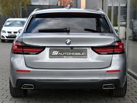Gebraucht BMW 530 286 PS (210 kW) 2024 Skyscraper grau metallic Kombi