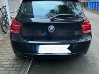 Gebraucht BMW 114 104 PS (76 kW) 2012 Schwarz Kleinwagen