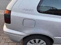 Gebraucht VW Golf III 75 PS (55 kW) 1997 Silber Kleinwagen