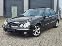 Gebraucht Mercedes E200 Avantgarde 163 PS (119 kW) 2003 Schwarz Limousine