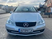 Gebraucht Mercedes A160 95 PS (69 kW) 2011 Silber Limousine